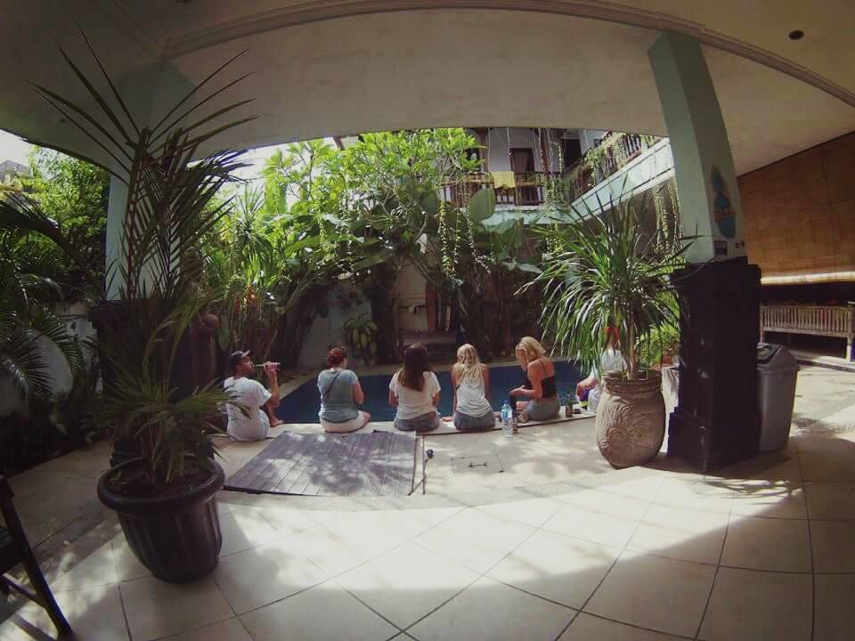Canggu Surf Hostel מראה חיצוני תמונה